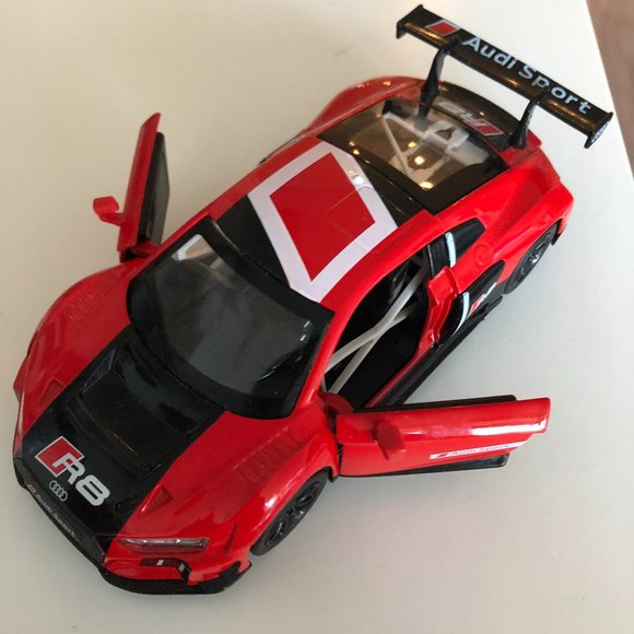 AUDI Sport R8 model car - Picture 1 of 4